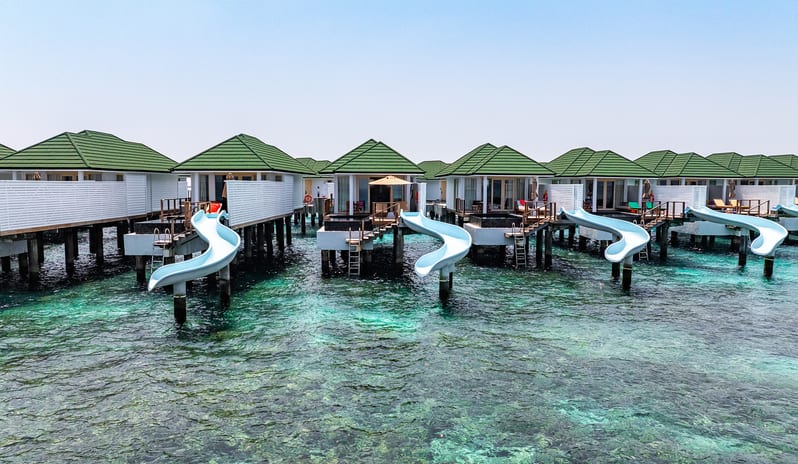 indian-ocean-holidays-maldives-siyam-world-maldives-lagoon-villa-with-pool-and-slide