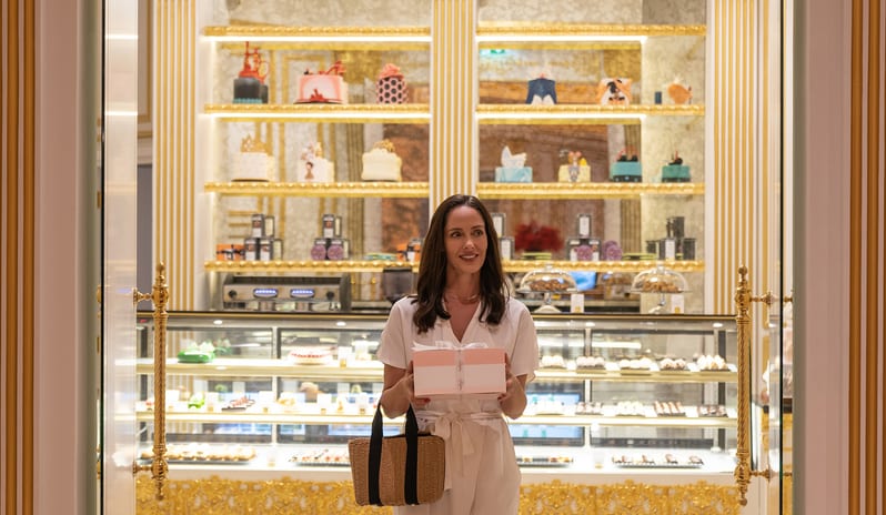 middle-east-holidays-dubai-raffles-the-palm-dubai-raffles- patisserie