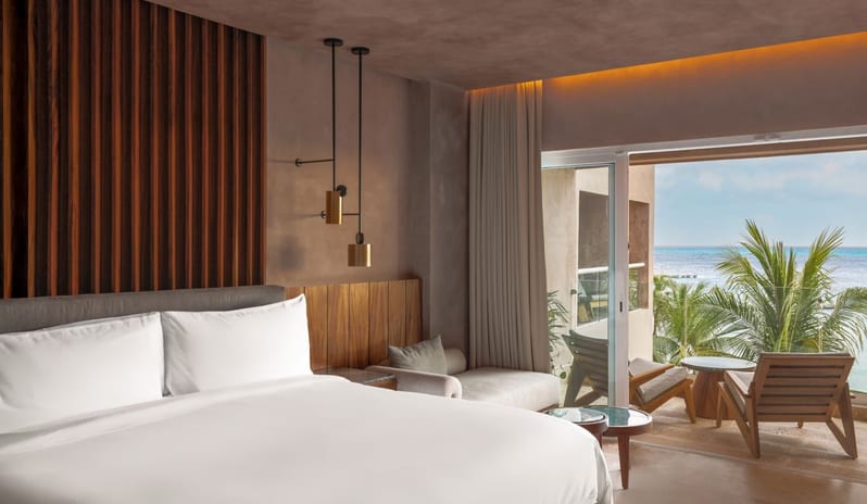 indian-ocean-holidays-maldives-siyam-world-maldives-deluxe-1-king-bed-ocean-front-view