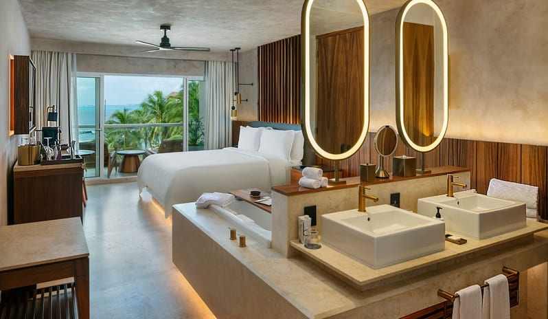 indian-ocean-holidays-maldives-siyam-world-maldives-deluxe-1-king-bed-ocean-view