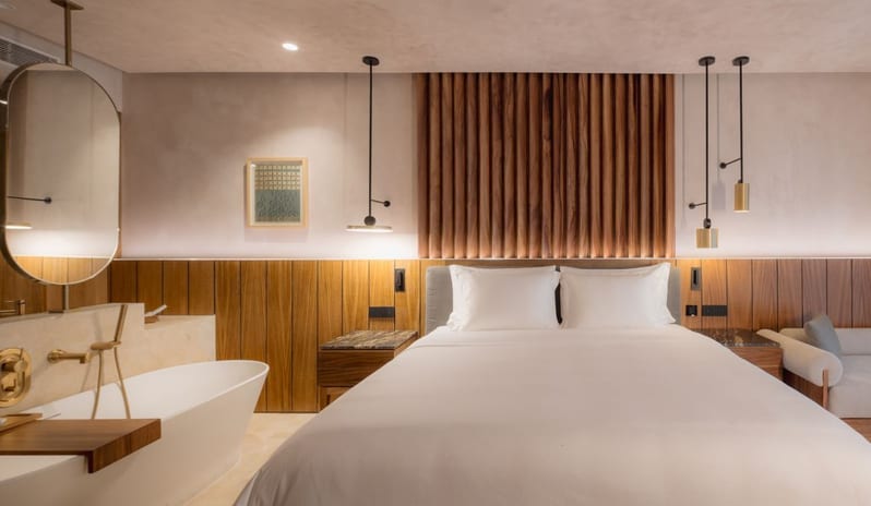 indian-ocean-holidays-maldives-siyam-world-maldives-deluxe-1-king-bed-ocean-front-view