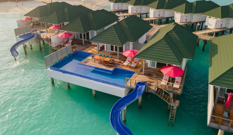 indian-ocean-holidays-maldives-siyam-world-maldives-three- bedroom-lagoon-villa-with-pool-and-slide
