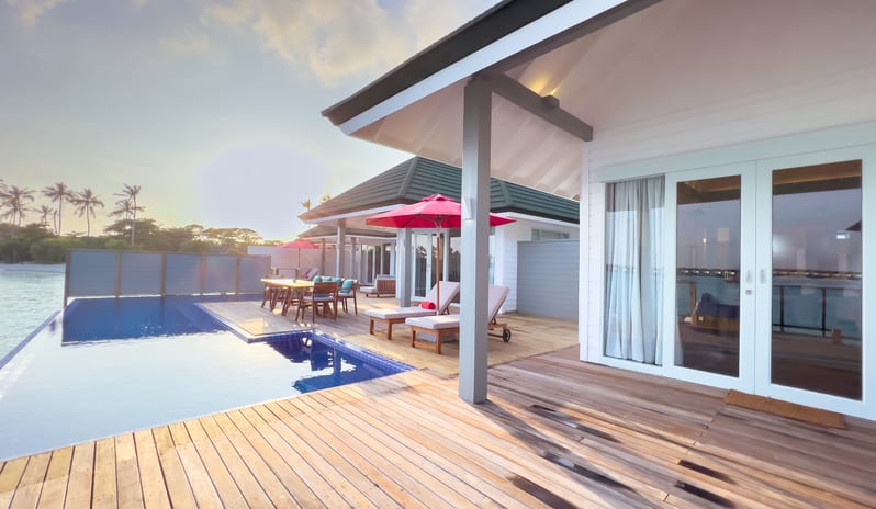 indian-ocean-holidays-maldives-siyam-world-maldives-three- bedroom-lagoon-villa-with-pool-and-slide