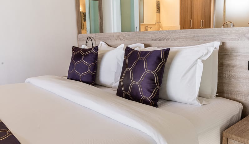 indian-ocean-holidays-maldives-siyam-world-maldives-two -bedroom-lagoon-villa-with-pool-and-slide