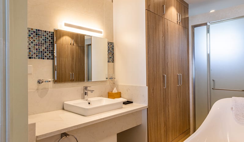 indian-ocean-holidays-maldives-siyam-world-maldives-two -bedroom-lagoon-villa-with-pool-and-slide