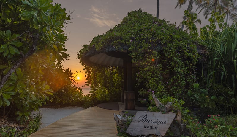 indian-ocean-holidays-maldives-siyam-world-maldives-barrique
