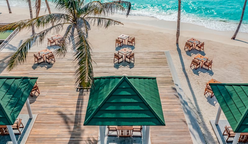 indian-ocean-holidays-maldives-siyam-world-maldives-the- wahoo-grill