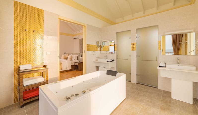 water-pavilion-bathroom_001