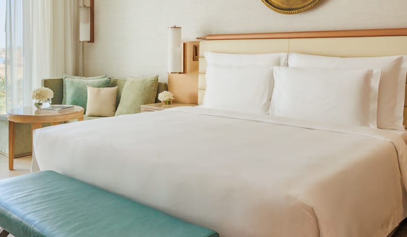 middle-east-holidays-oman-jumeirah-muscat-bay-resort-deluxe-room