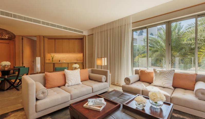 middle-east-holidays-oman-jumeirah-muscat-bay-one-bedroom-family-suite
