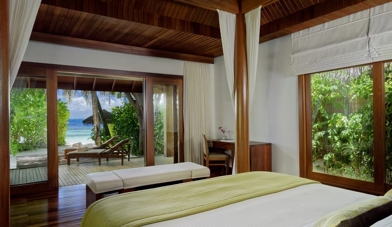 indian-ocean-holidays-maldives-baros-hotel-baros-villa
