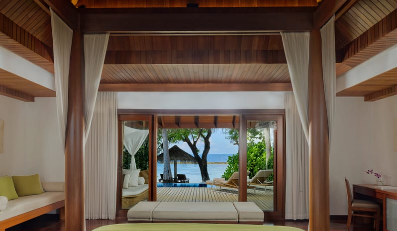 indian-ocean-holidays-maldives-baros-hotel-baros-pool-villa