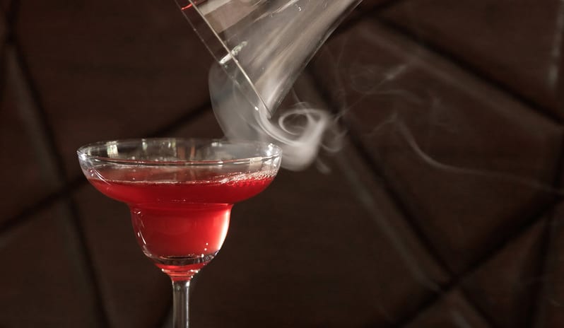 indian-ocean-holidays-maldives-baros-hotel-sails