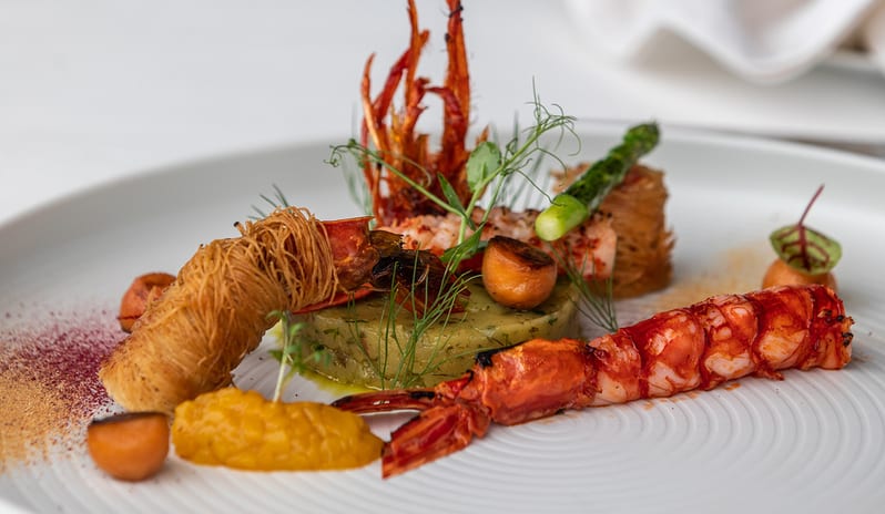 indian-ocean-holidays-maldives-baros-hotel-the-lighthouse-restaurant