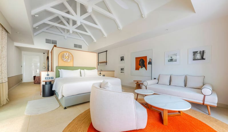 indian-ocean-holidays-mauritius-radisson-blu-azuri-resort-spa-hotel-beachfront- villa-with-pool