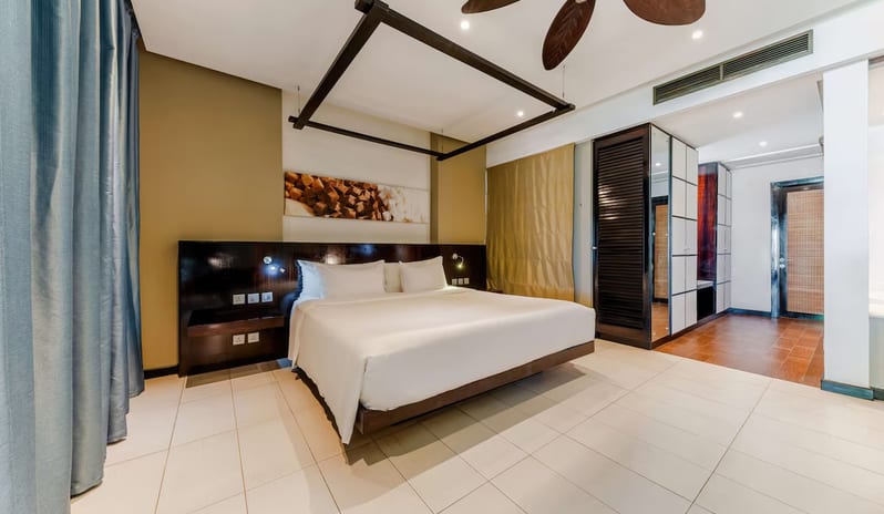 indian-ocean-holidays-mauritius-crystals-beach-resort-belle-mare-a-member-of-radisson-individuals-junior-suite