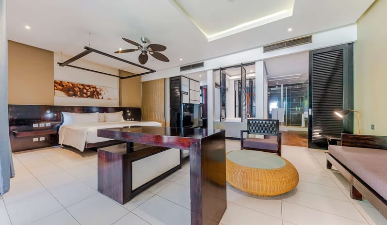 indian-ocean-holidays-mauritius-crystals-beach-resort-belle-mare-a-member-of-radisson-individuals-junior-suite