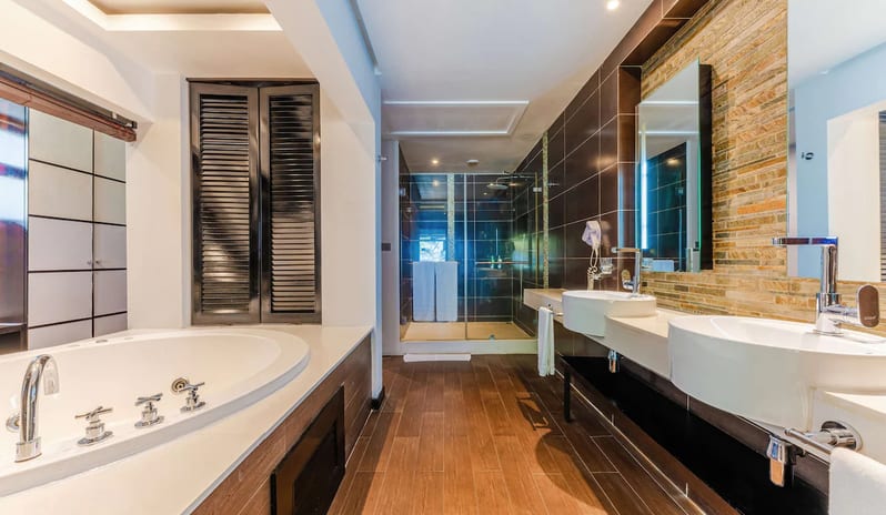 indian-ocean-holidays-mauritius-crystals-beach-resort-belle-mare-a-member-of-radisson-individuals-junior-suite