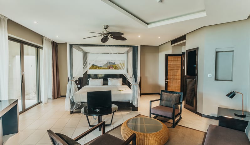 indian-ocean-holidays-mauritius-crystals-beach-resort-belle-mare-a-member-of-radisson-individuals-premium-family-room