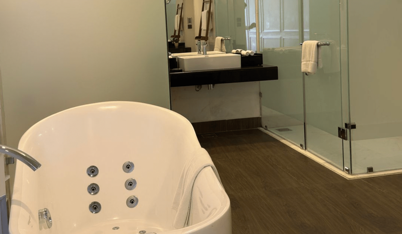 indian-ocean-holidays-sri-lanka-the-fortress-resort-spa-hotel-premium-beach-room