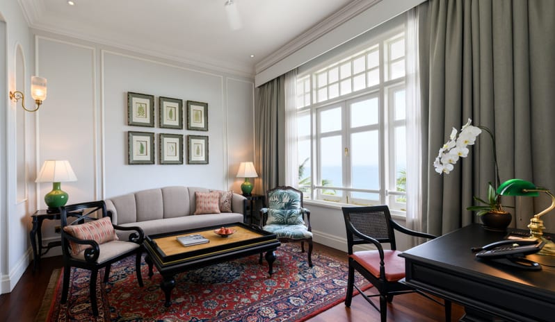 asia-holidays-malaysia-penang-eastern-oriental-hotel-deluxe-suite