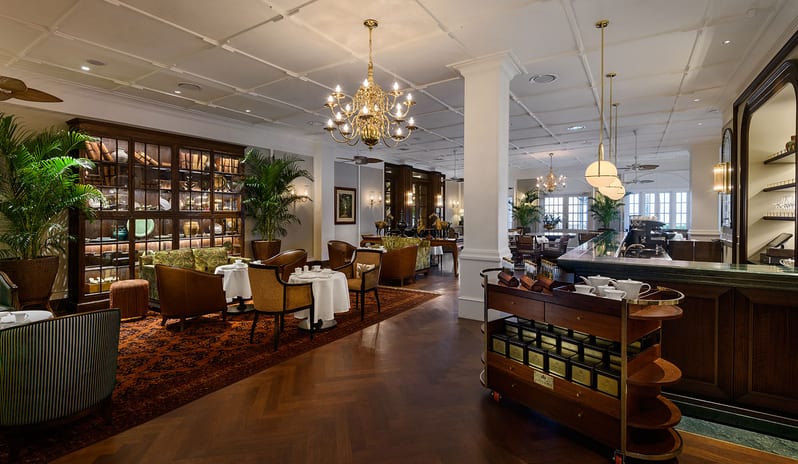 asia-holidays-malaysia-penang-eastern-oriental-hotel-farquhars-bar