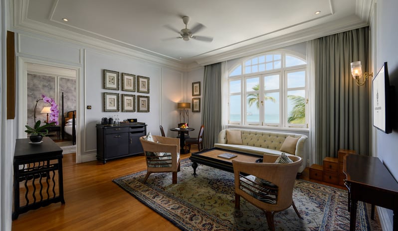 asia-holidays-malaysia-penang-eastern-oriental-hotel-straits-suite