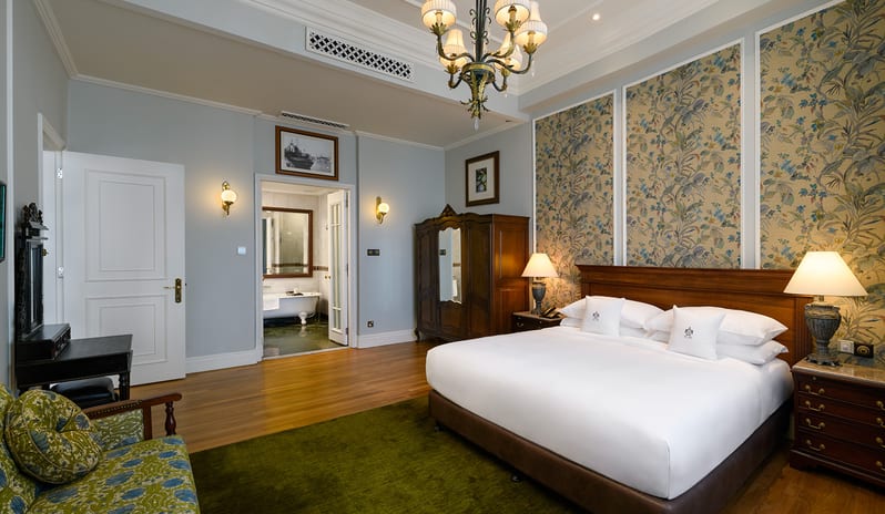 asia-holidays-malaysia-penang-eastern-oriental-hotel-Writers Suite