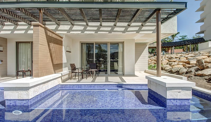 caribbean-holidays-st-lucia-hideaway-at-royalton-saint-lucia