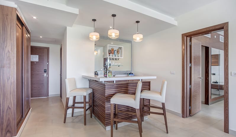 caribbean-holidays-st-lucia-hideaway-at-royalton-saint-lucia-presidential-suite- butler-service-ocean-view