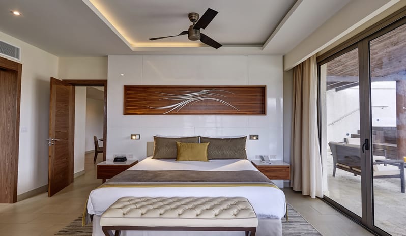 caribbean-holidays-st-lucia-hideaway-at-royalton-saint-lucia