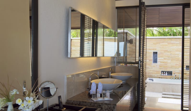 lagoon-villa-bathroom