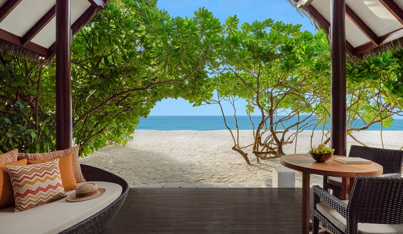 indian-ocean-holidays-maldives-heritance-aarah-maldives-beach-villa