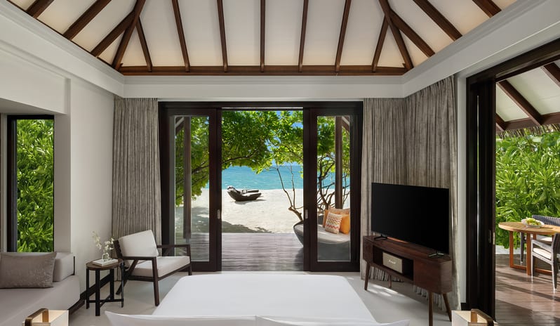 indian-ocean-holidays-maldives-heritance-aarah-maldives-beach-villa