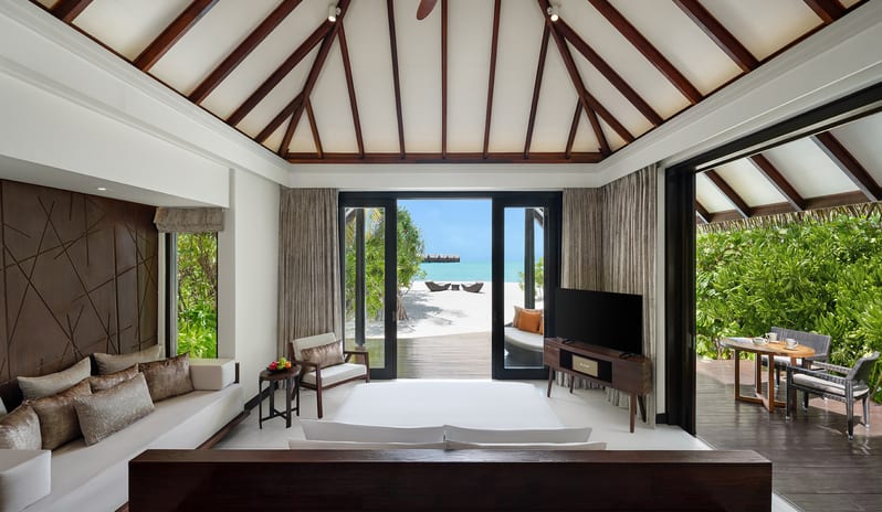 indian-ocean-holidays-maldives-heritance-aarah-maldives-beach-villa