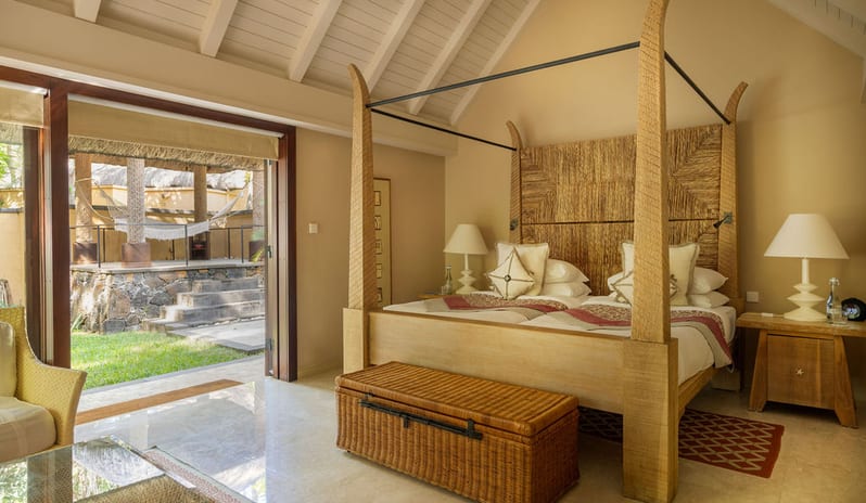 ndian-ocean-holidays-mauritius-the-oberoi-beach-resort-mauritius-presidential-villa- -with-private-pool