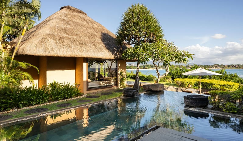 indian-ocean-holidays-mauritius-the-oberoi-beach-resort-mauritius-royal-villa-with- private-pool