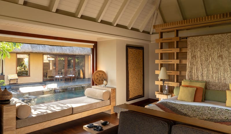 indian-ocean-holidays-mauritius-the-oberoi-beach-resort-mauritius-royal-villa-with- private-pool
