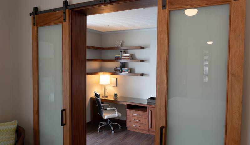 Hammock Cove - Signature Villa office space