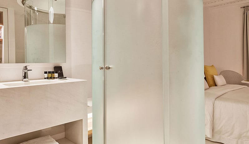 europe-holidays-greece-mykonos-myconian-ambassador-sea-breeze