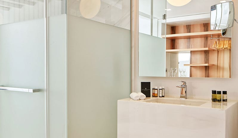 europe-holidays-greece-mykonos-myconian-ambassador-true-blue