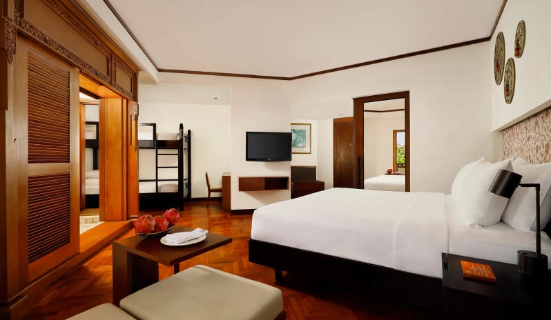 asia-holidays-indonesia-bali-nusa-dua-beach-hotel-spa-handwritten-collection-family-room-for-three
