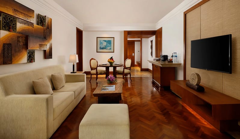 asia-holidays-indonesia-bali-nusa-dua-beach-hotel-spa-handwritten-collection-palace-club-suite