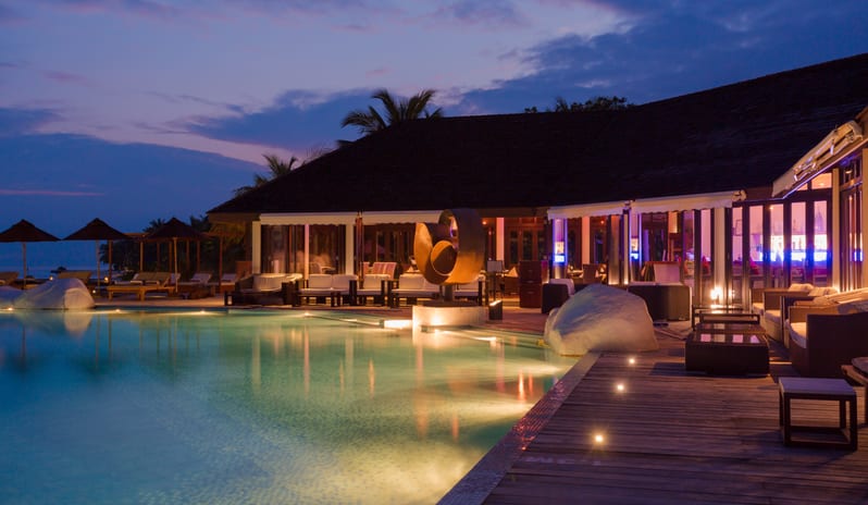 Lily Beach - AQVA evening