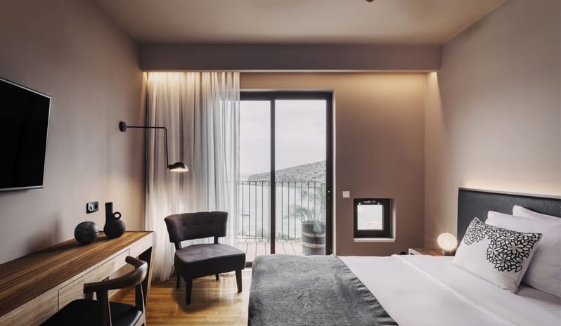 europe-holidays-greece-crete-domes-of-elounda-autograph-collection-hotel-three- bedroom-luxury-residence-with-private-pool