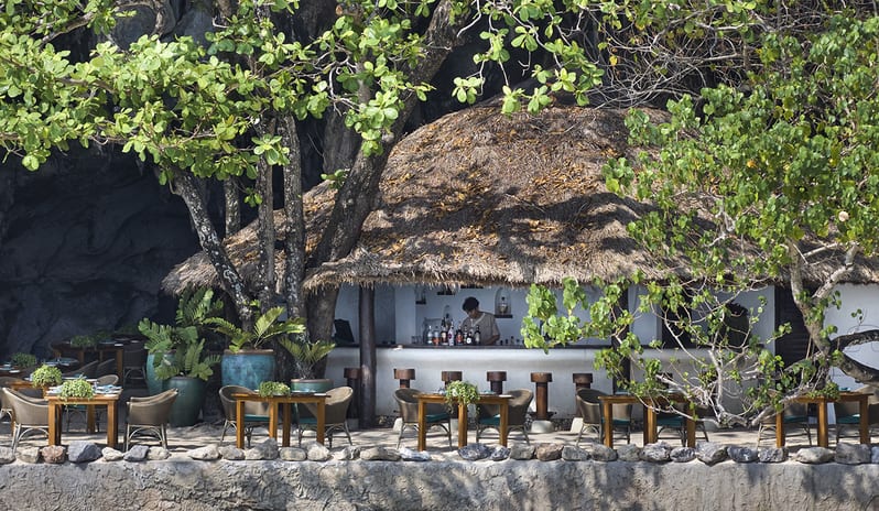 thailand-holidays-krabi-rayavadee-hotel-the-grotto