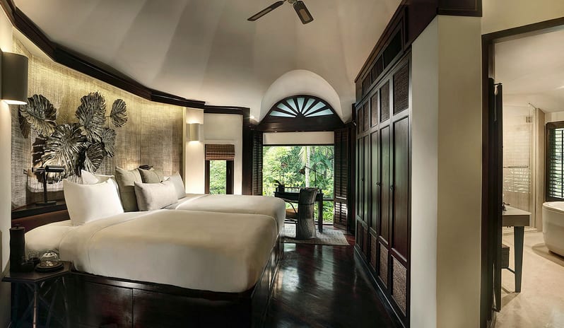 thailand-holidays-krabi-rayavadee-hotel-family-pavilion-with-pool