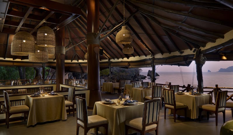 thailand-holidays-krabi-rayavadee-hotel-krua-phranang-restaurant-and-bar