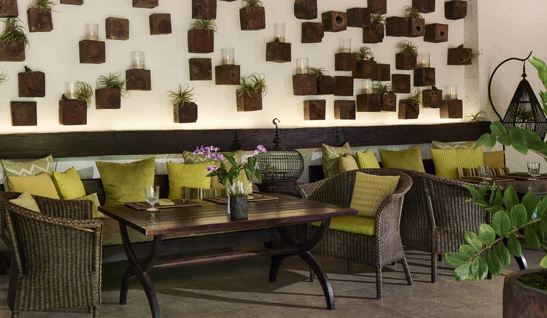 thailand-holidays-krabi-rayavadee-hotel-raya-dining-room&lounge