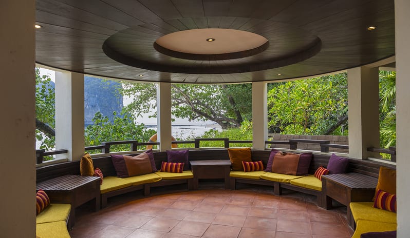 thailand-holidays-krabi-rayavadee-hotel-krua-phranang-restaurant-and-bar